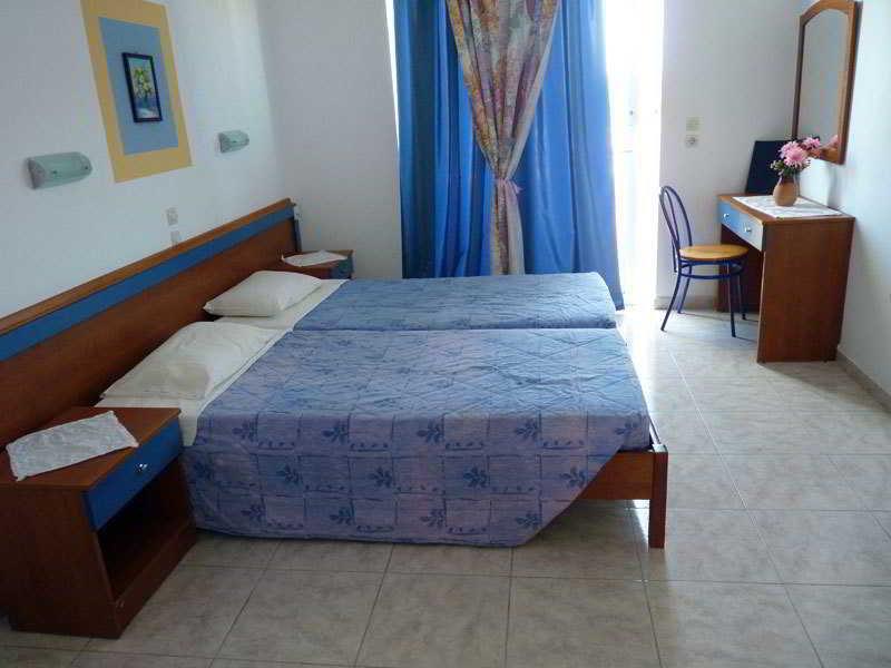 Hotel Ano Kampos *